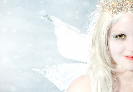 Amy as the Winter Fairy on the testimonials page